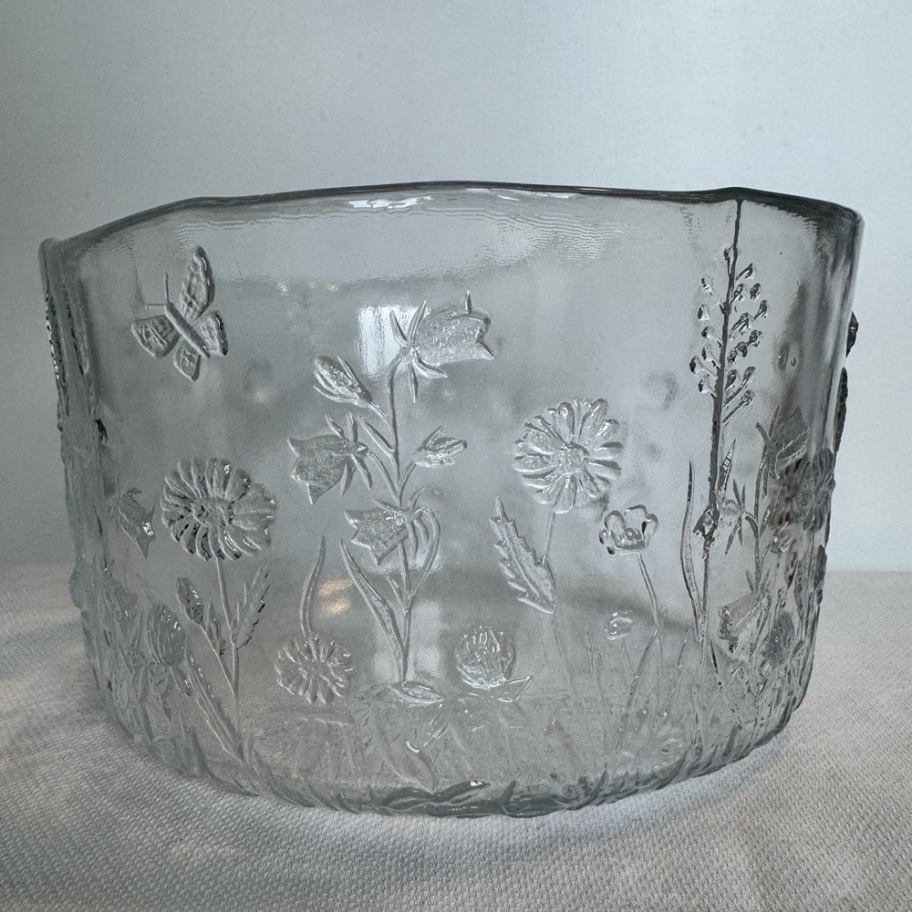 Large Clear glass bowl titled 'Ulla' by Kjell Engman for Kosta Boda floral